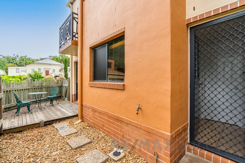 Photo - 13/1A Stirling Street, East Toowoomba QLD 4350 - Image 10