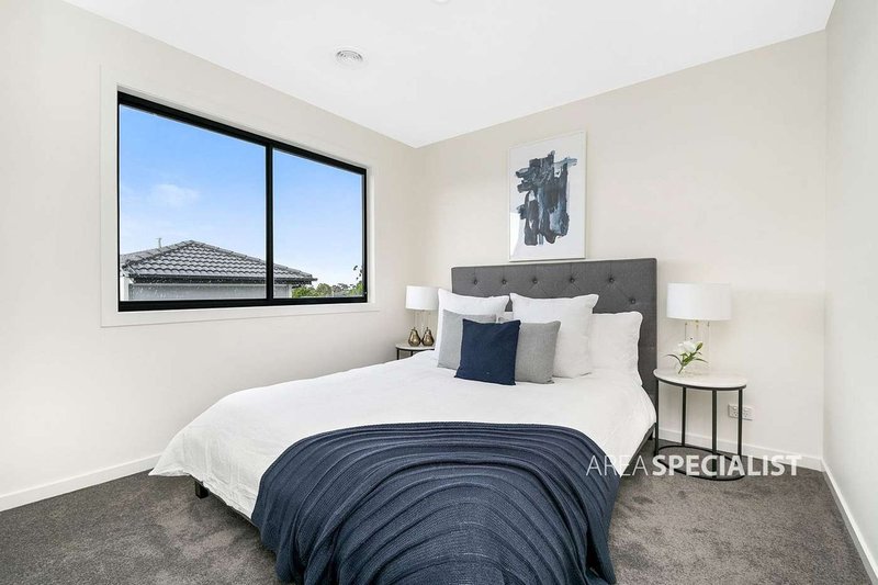 Photo - 1/31A Wilma Avenue, Dandenong VIC 3175 - Image 3