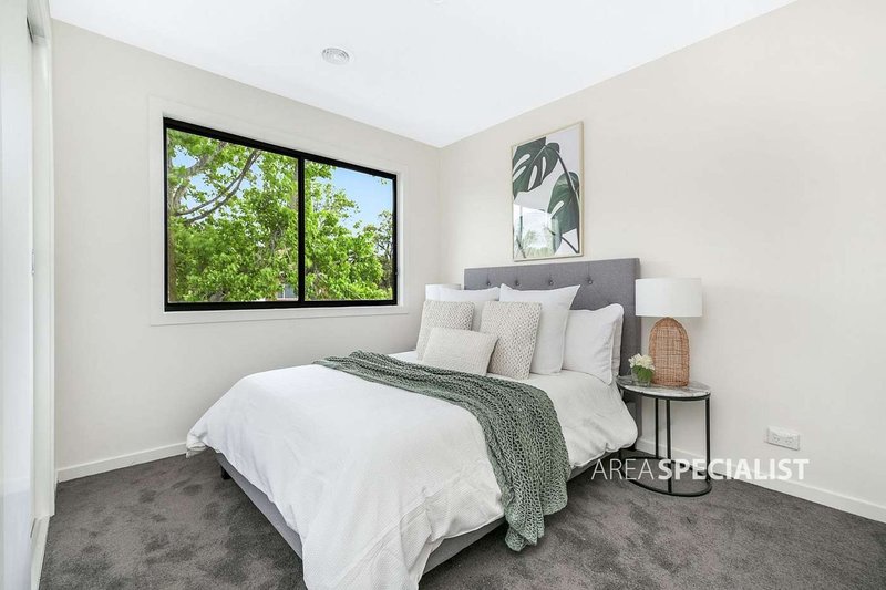 Photo - 1/31A Wilma Avenue, Dandenong VIC 3175 - Image 4