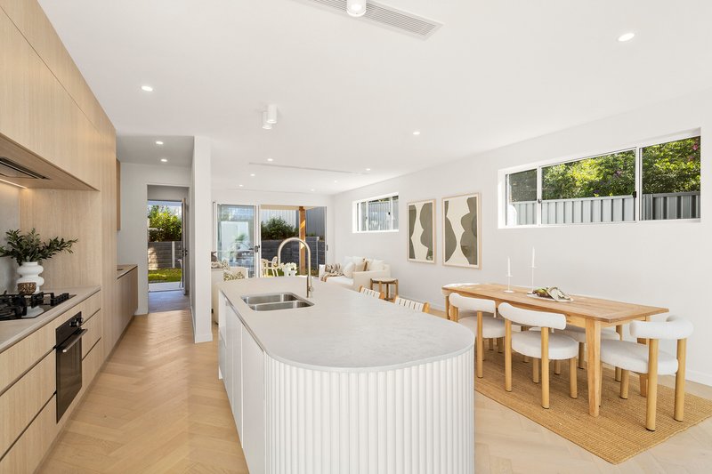 Photo - 131B Mount Keira Road, West Wollongong NSW 2500 - Image 8
