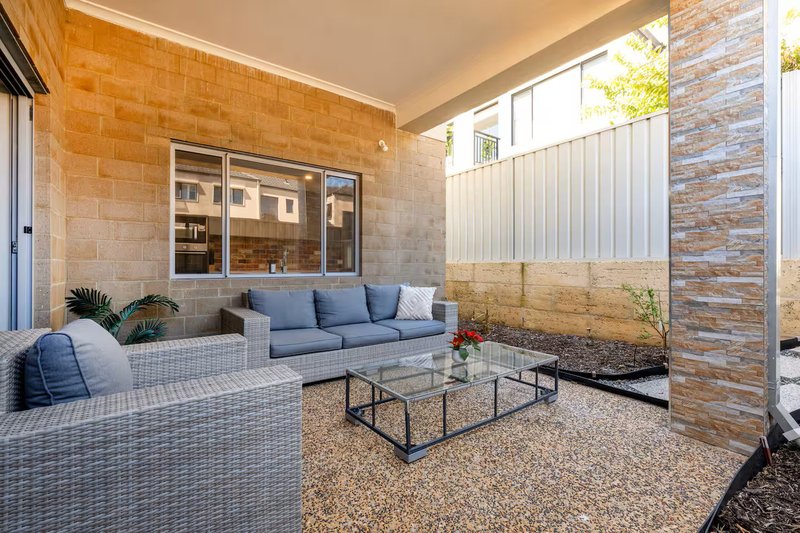Photo - 131B Westview Street, Scarborough WA 6019 - Image 4