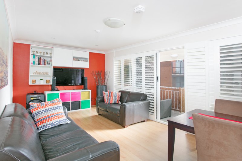 Photo - 13/2-3 Kempsey Close, Dee Why NSW 2099 - Image 2