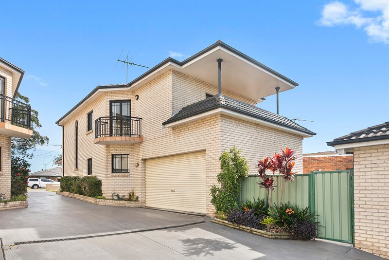 Photo - 1/32-34 Rosebery Street, Penshurst NSW 2222 - Image 8