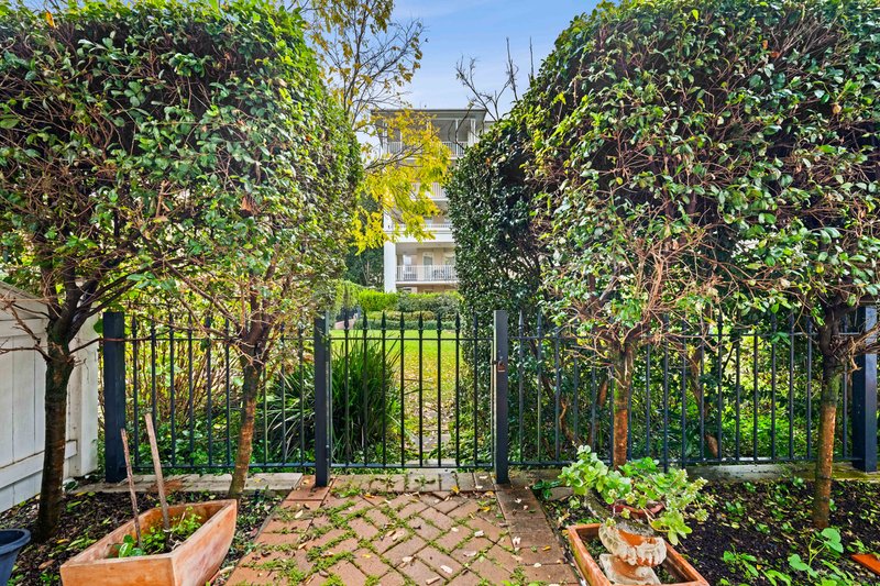 Photo - 13/2-4 Woodlands Avenue, Breakfast Point NSW 2137 - Image 11