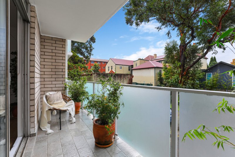 Photo - 13/2-6 Liberty Street, Enmore NSW 2042 - Image 2