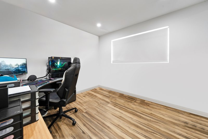 Photo - 132 Arbutus Street, Canley Heights NSW 2166 - Image 10