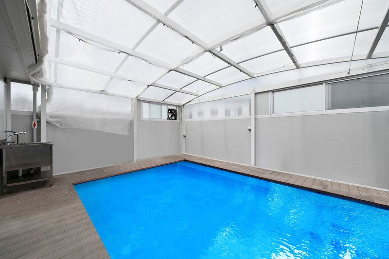 Photo - 132 Arbutus Street, Canley Heights NSW 2166 - Image 11