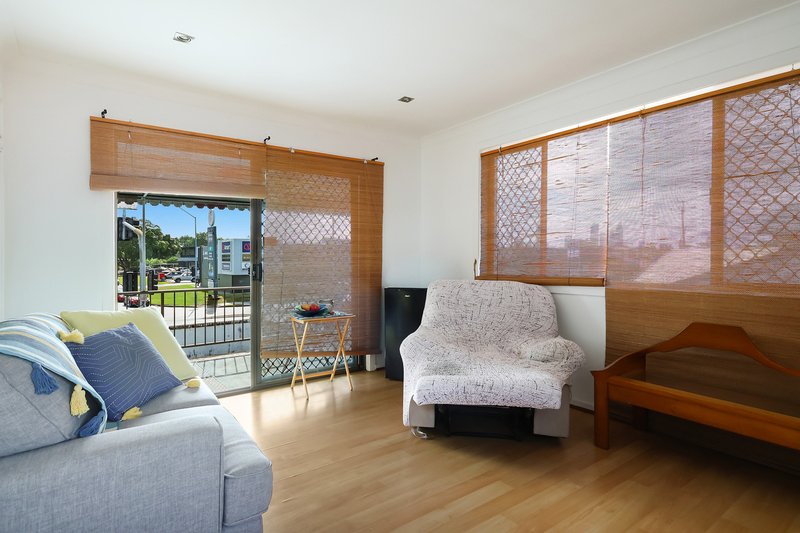 Photo - 132 Ashmore Road, Benowa QLD 4217 - Image 12