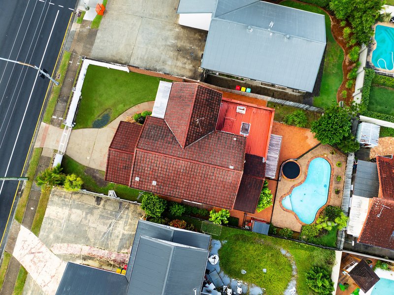 Photo - 132 Ashmore Road, Benowa QLD 4217 - Image 19
