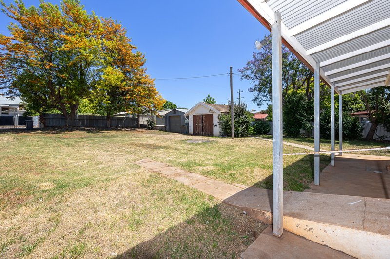 Photo - 132 Aurora Street, Temora NSW 2666 - Image 12