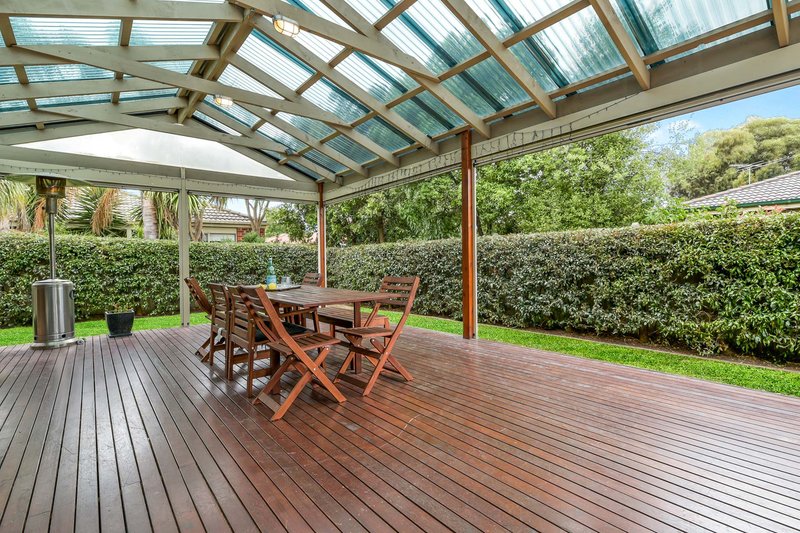 Photo - 132 Berwick Springs Promenade, Narre Warren South VIC 3805 - Image 14