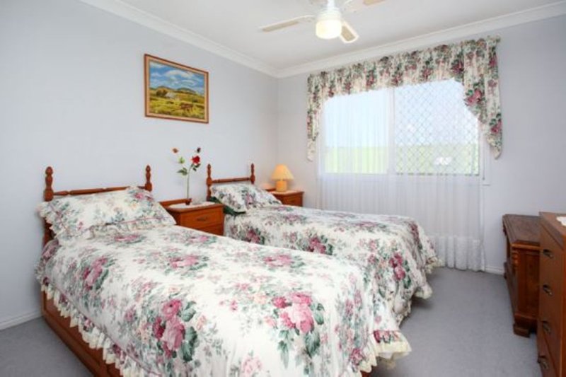 Photo - 1/32 Bindaree Street, Greenslopes QLD 4120 - Image 10