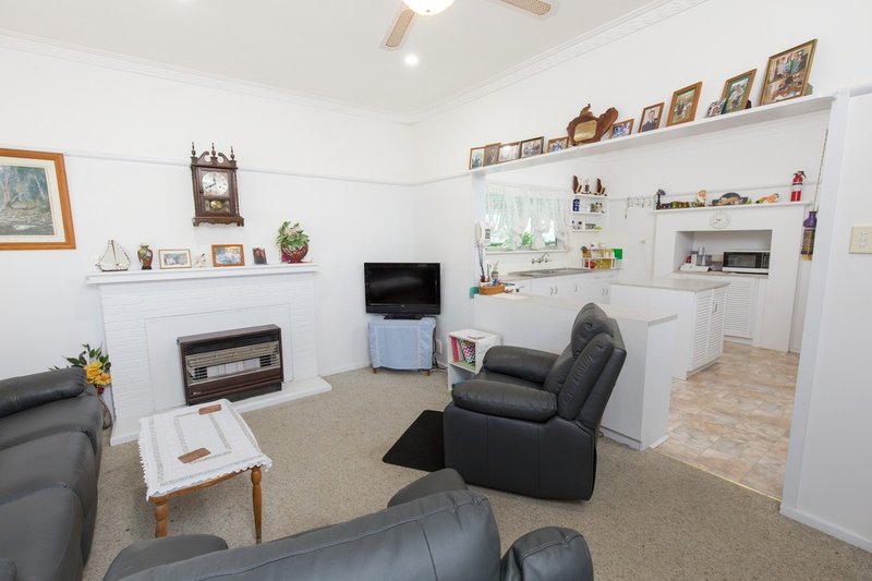 Photo - 132 Burrows Street, Mildura VIC 3500 - Image 2