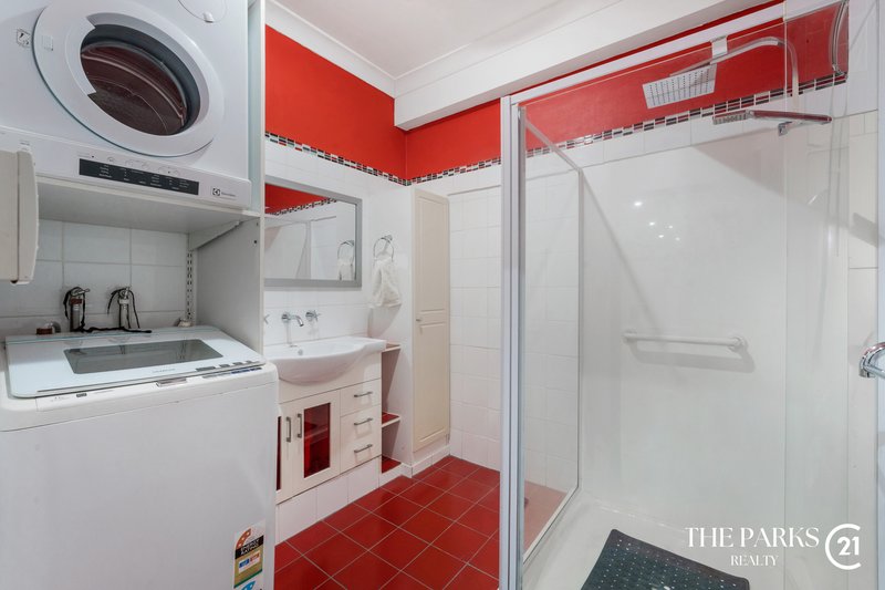 Photo - 132 Chifley Street, Smithfield NSW 2164 - Image 9