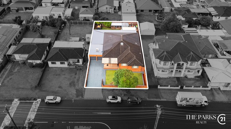 Photo - 132 Chifley Street, Smithfield NSW 2164 - Image 18