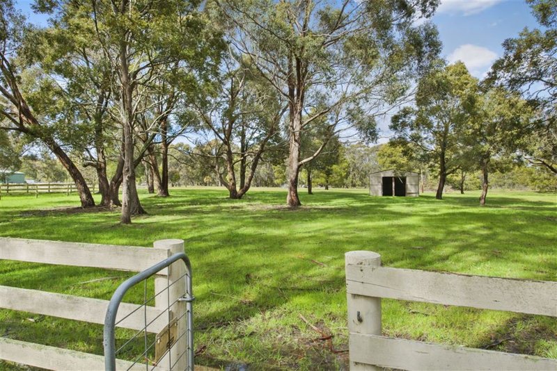 Photo - 132 Clarkes Road, Enfield VIC 3352 - Image 14