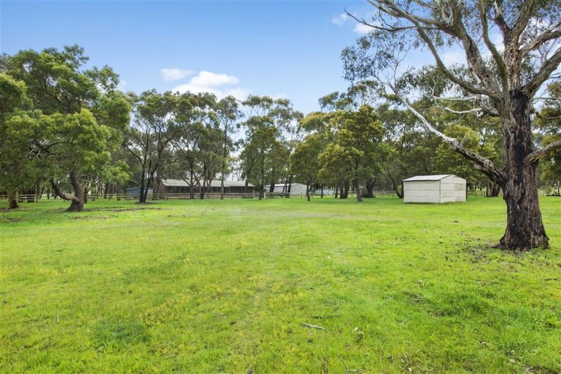 Photo - 132 Clarkes Road, Enfield VIC 3352 - Image 16