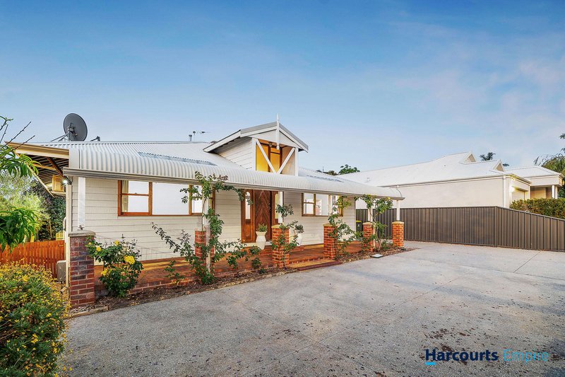 Photo - 132 Cobb Street, Scarborough WA 6019 - Image 5