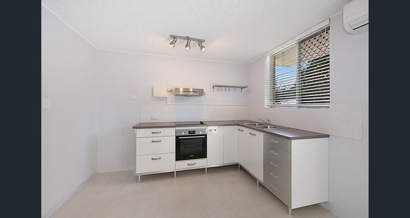 Photo - 1/32 Cottell Street, Norman Park QLD 4170 - Image 2