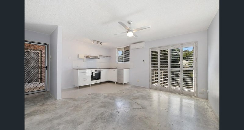 Photo - 1/32 Cottell Street, Norman Park QLD 4170 - Image 3