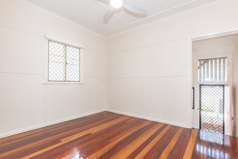 Photo - 1/32 Donkin Street, Scarborough QLD 4020 - Image 9