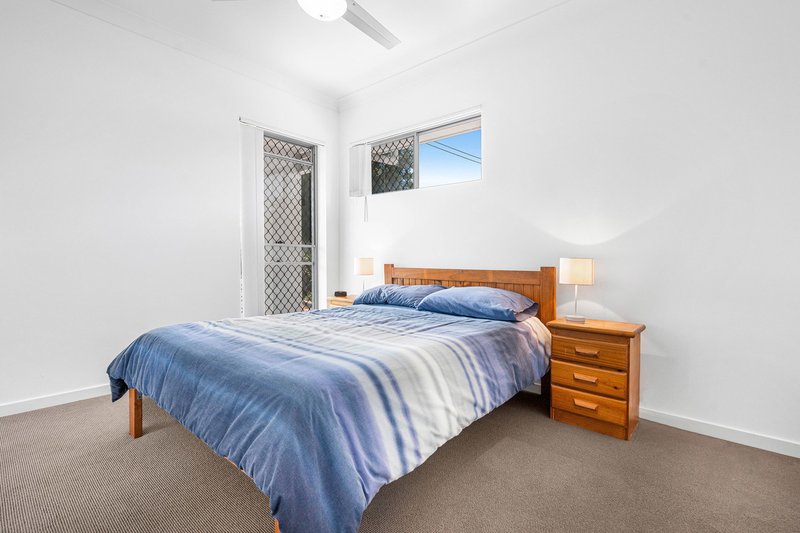 Photo - 1/32 Drayton Terrace, Wynnum QLD 4178 - Image 4