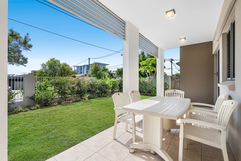 Photo - 1/32 Drayton Terrace, Wynnum QLD 4178 - Image 6