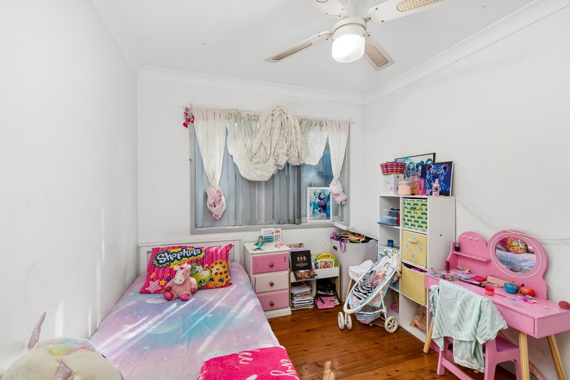 Photo - 132 Edgeworth Avenue, Kanahooka NSW 2530 - Image 8