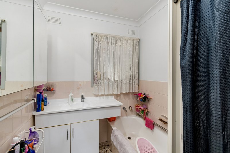 Photo - 132 Edgeworth Avenue, Kanahooka NSW 2530 - Image 10