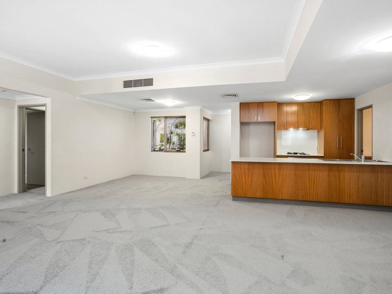 Photo - 1/32 Fielder Street, East Perth WA 6004 - Image 14