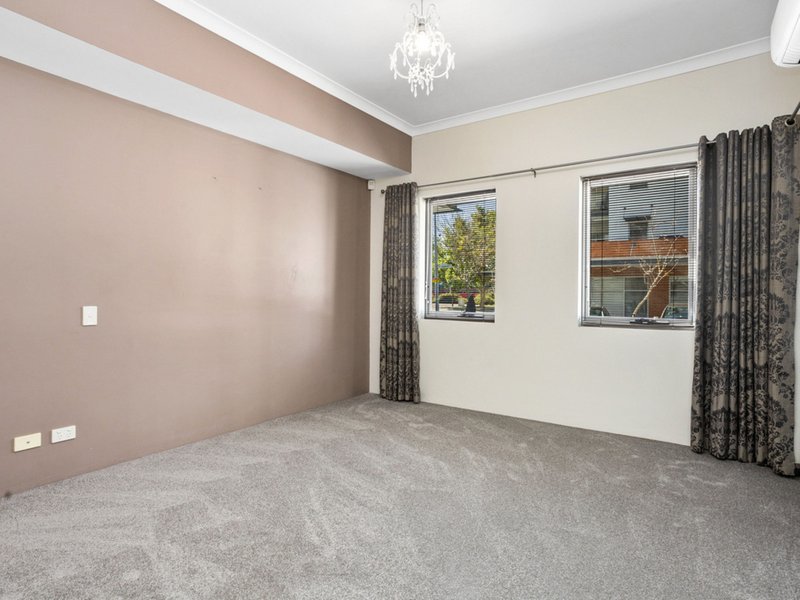 Photo - 1/32 Fielder Street, East Perth WA 6004 - Image 16