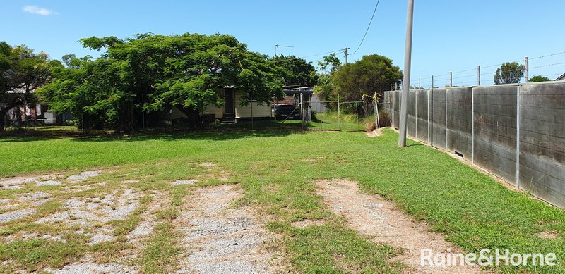 Photo - 132 Goondoon Street, Gladstone Central QLD 4680 - Image 25