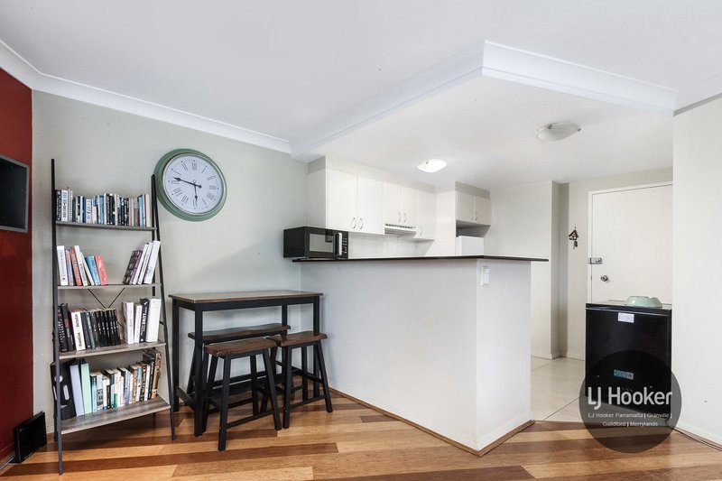 Photo - 1/32 Hassall Street, Parramatta NSW 2150 - Image 4