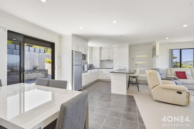 Photo - 1/32 Hill Street, Bellerive TAS 7018 - Image 8