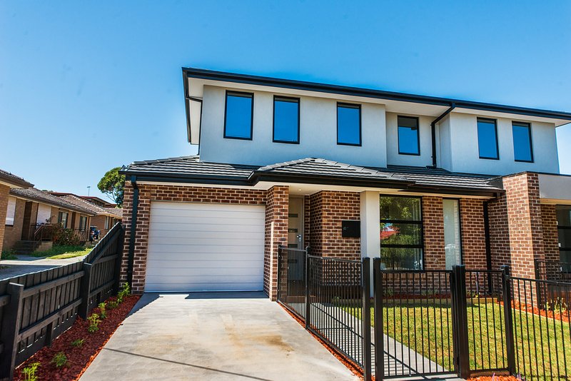 1/32 Madeleine Road, Clayton VIC 3168