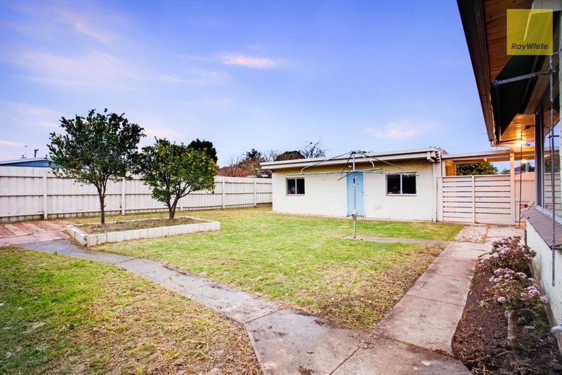 Photo - 132 Milleara Road, Keilor East VIC 3033 - Image 8