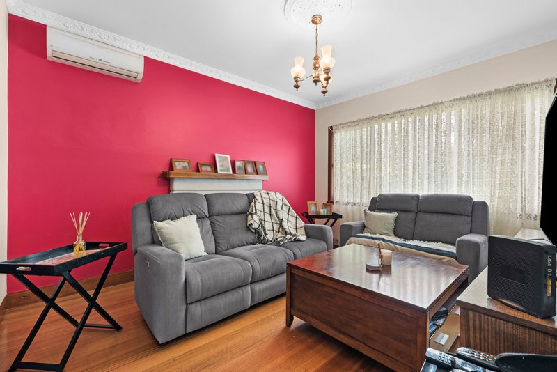 Photo - 132 Minerva Road, Manifold Heights VIC 3218 - Image 4