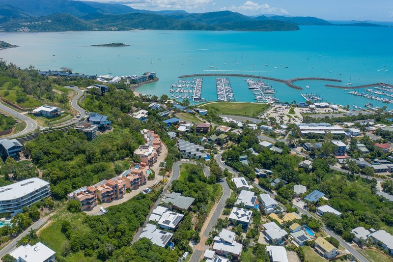 Photo - 13/2 Nara Avenue, Airlie Beach QLD 4802 - Image 23