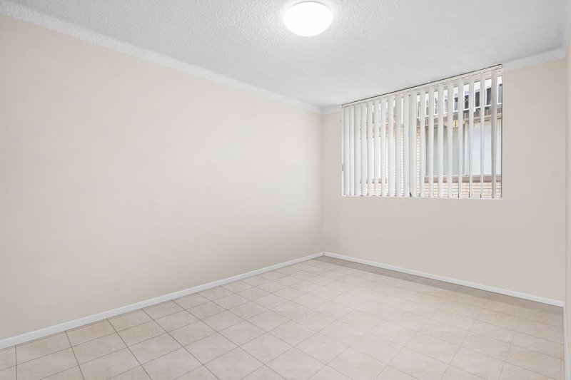 Photo - 1/32 Paton Street, Merrylands NSW 2160 - Image 5