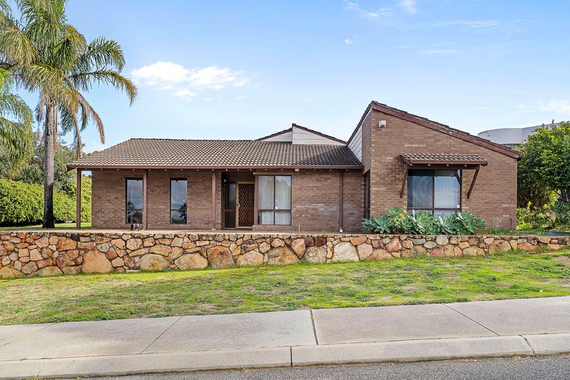 Photo - 132 Rannoch Circle, Hamersley WA 6022 - Image 1