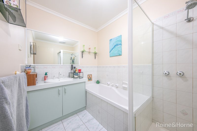 Photo - 1/32 Reghon Drive, Sunbury VIC 3429 - Image 10