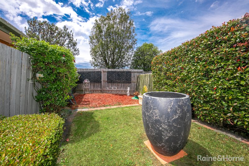 Photo - 1/32 Reghon Drive, Sunbury VIC 3429 - Image 11