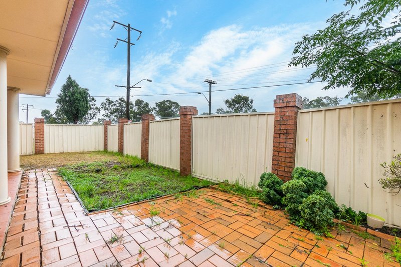 Photo - 1/32 Richmond Road, Kingswood NSW 2747 - Image 6