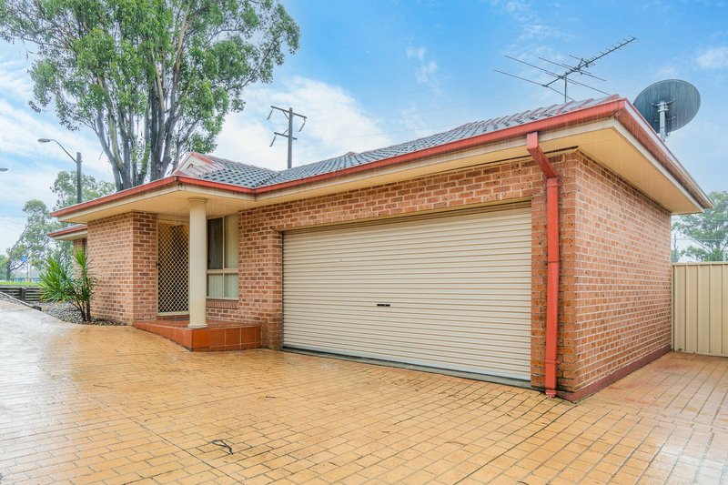 Photo - 1/32 Richmond Road, Kingswood NSW 2747 - Image 7