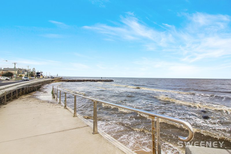 Photo - 1/32 Seves Street, Altona VIC 3018 - Image 15