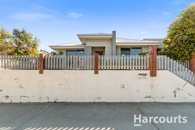 Photo - 132 Shorehaven Boulevard, Alkimos WA 6038 - Image 1
