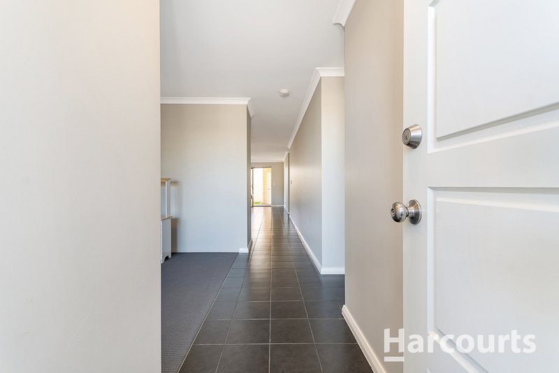 Photo - 132 Shorehaven Boulevard, Alkimos WA 6038 - Image 3