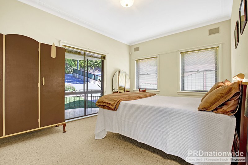 Photo - 132 Slade Road, Bardwell Park NSW 2207 - Image 5