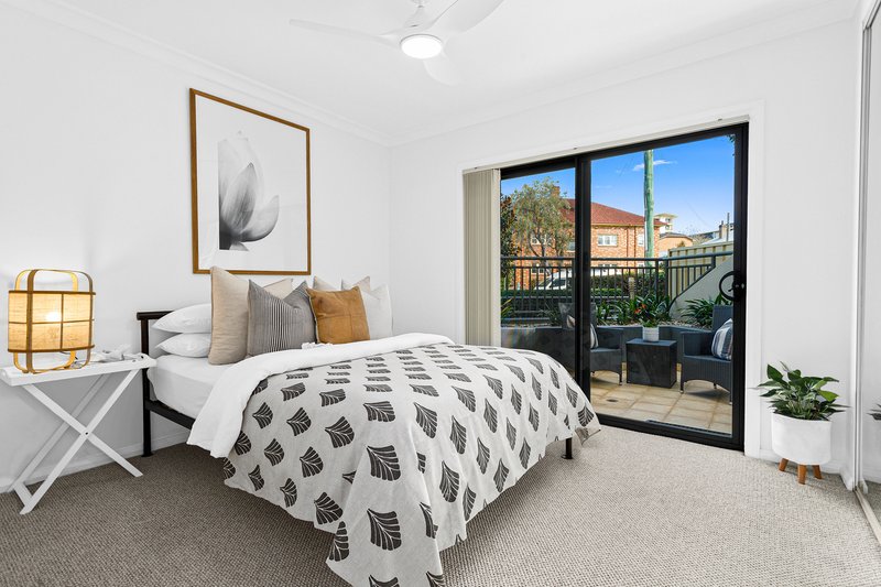 Photo - 1/32 Smith Street, Wollongong NSW 2500 - Image 7