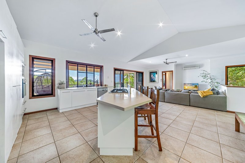 Photo - 132 Stanley Drive, Cannonvale QLD 4802 - Image 7